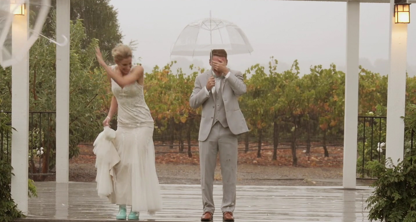 Geyserville wedding video - First Look in the rain!